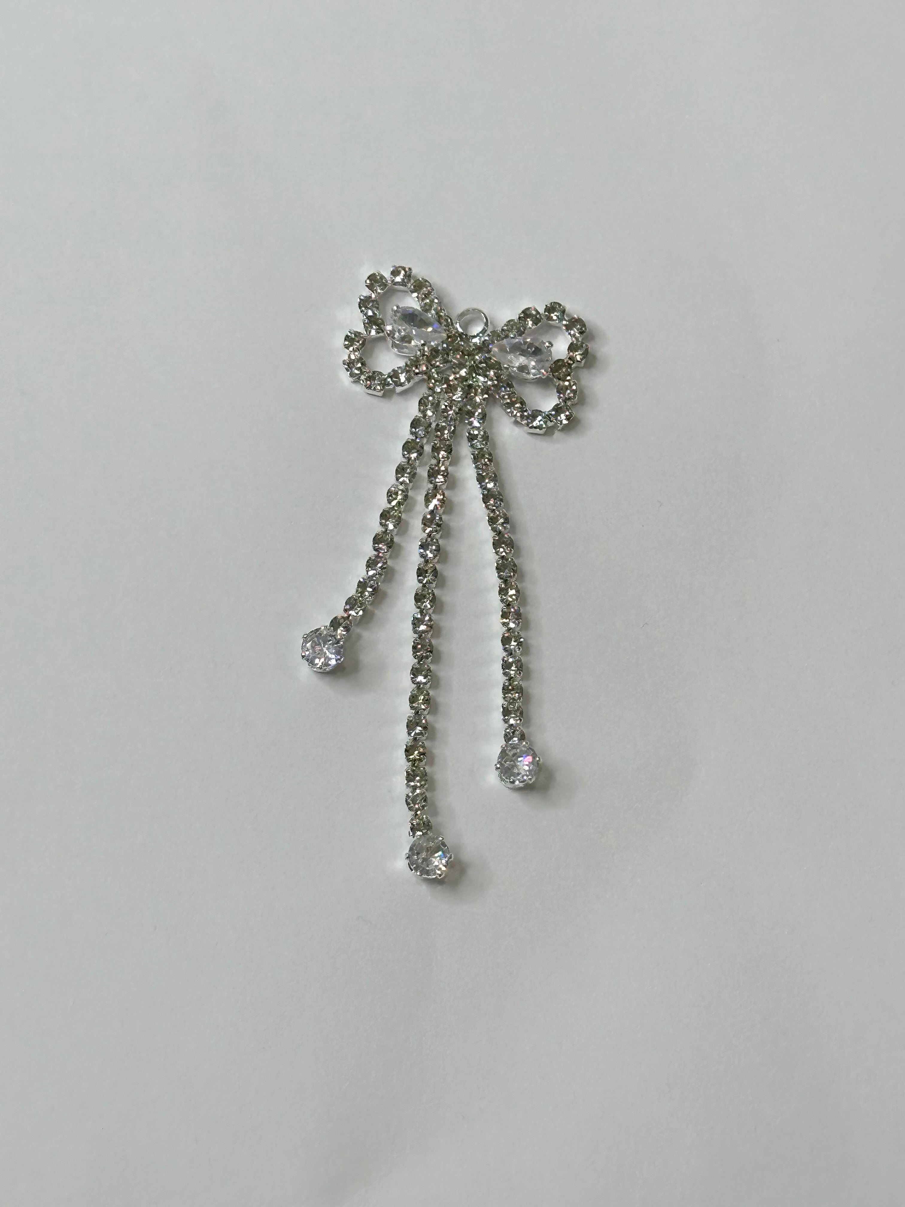 Zircon Dangling Pendant