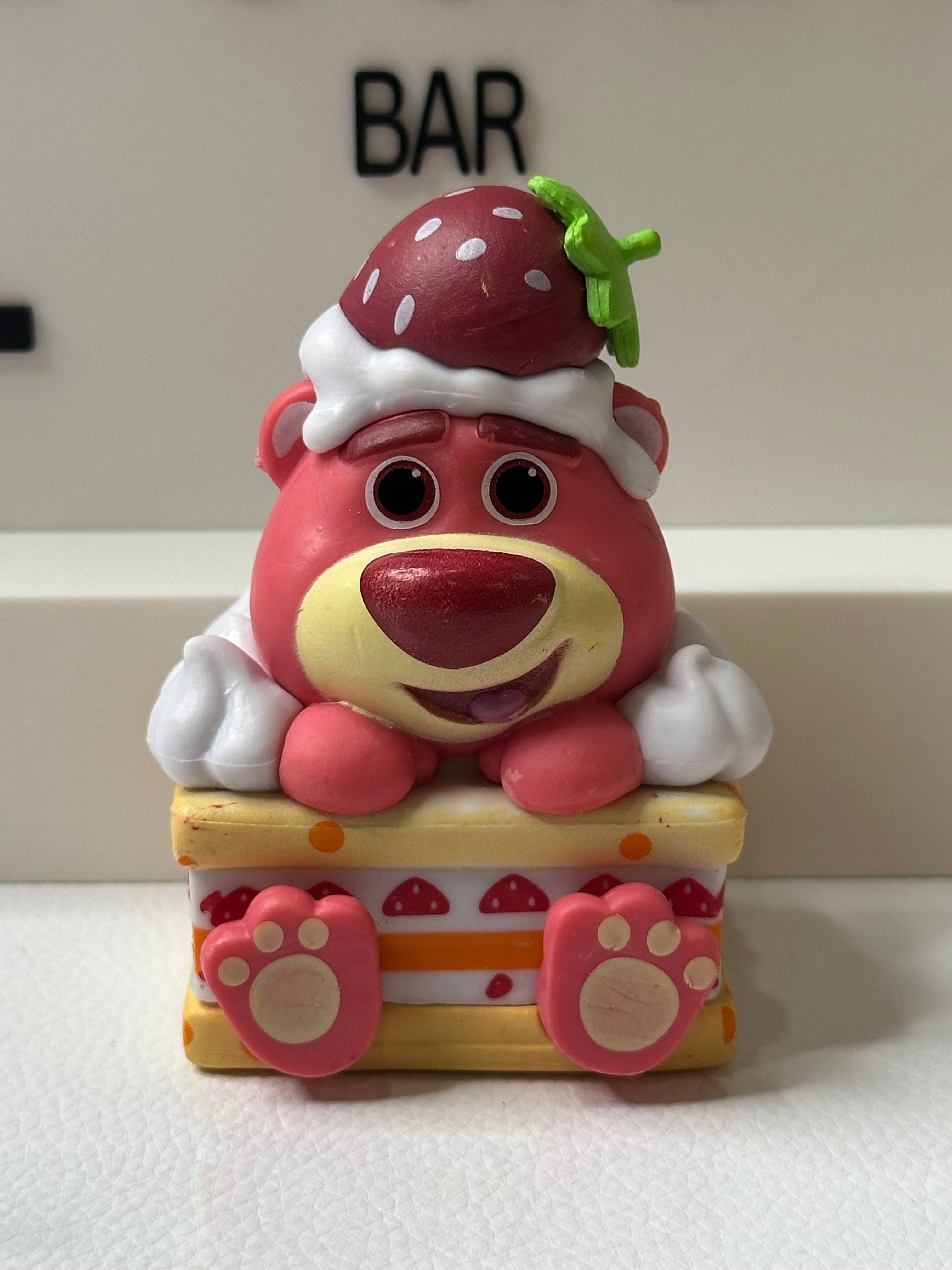 Strawberry Cake Lotso